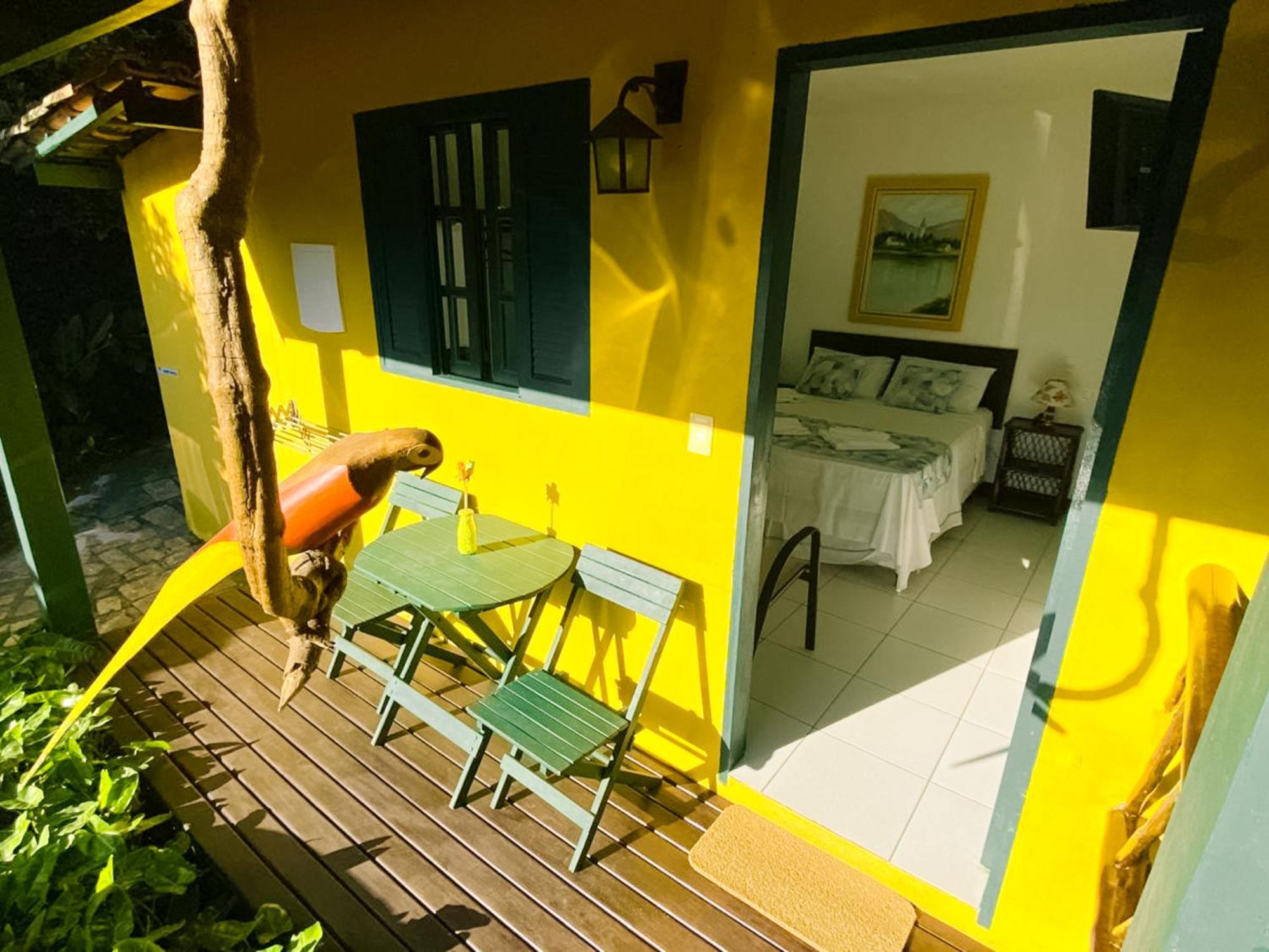 Aporan 4* Ilhabela