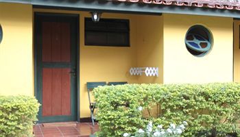 Aporan 4* Ilhabela